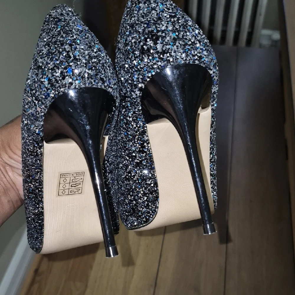 Women's Glitter Pumps - Black - Picture 3 of 6